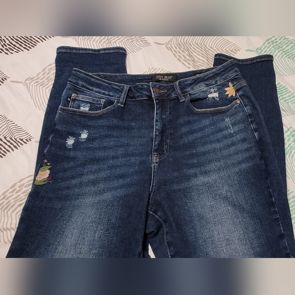 Judy Blue Blue Boyfriend Jeans Classic Style